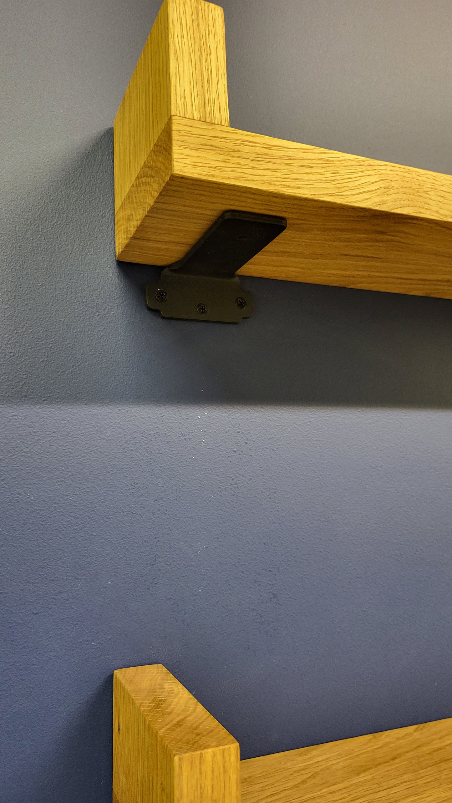 Oak U - Shape Shelf