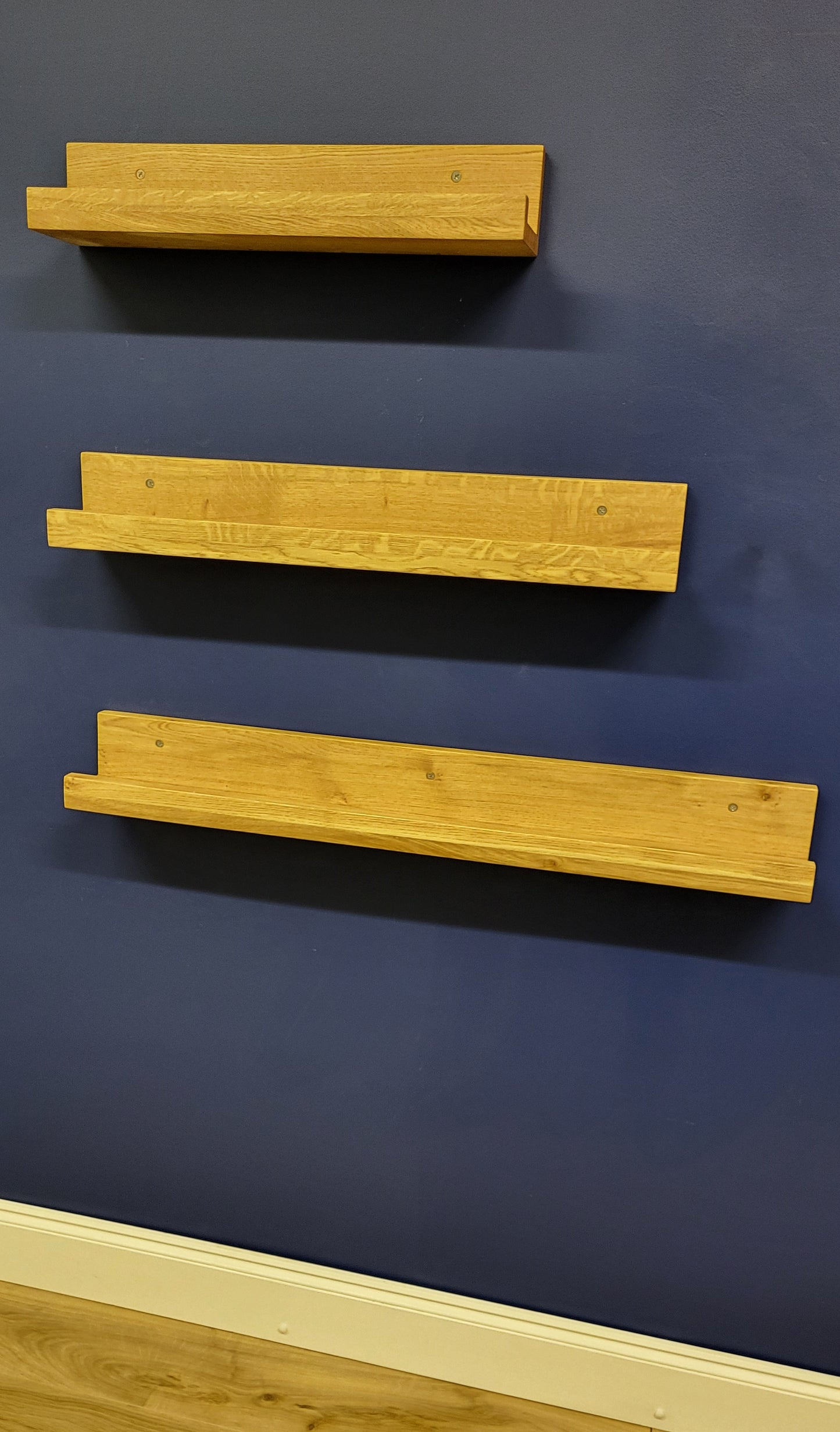 Oak Picture Shelf